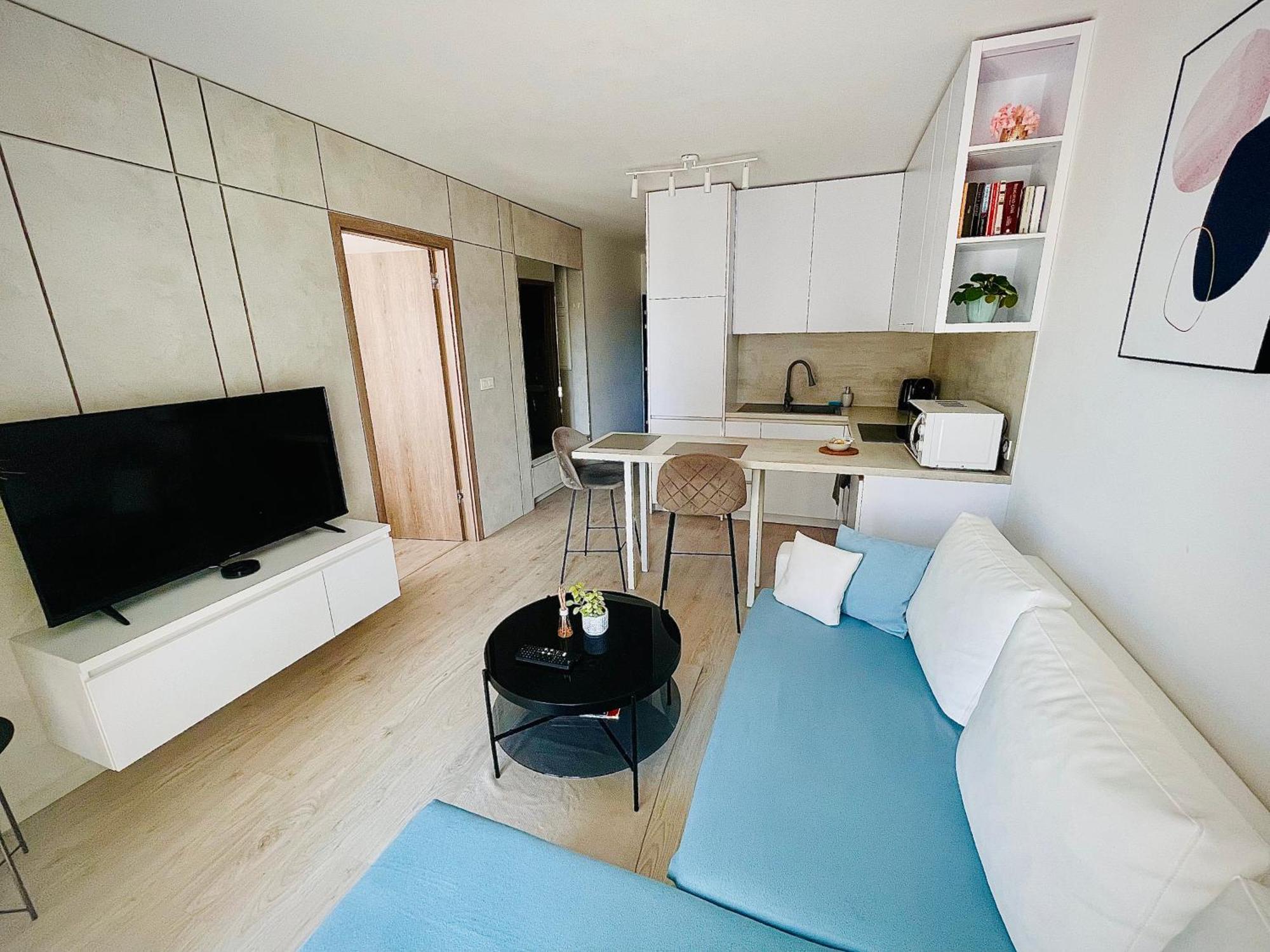 Top Urban Apartment - Free Parking, Green Energy, Modern Style Bratislava Exterior foto